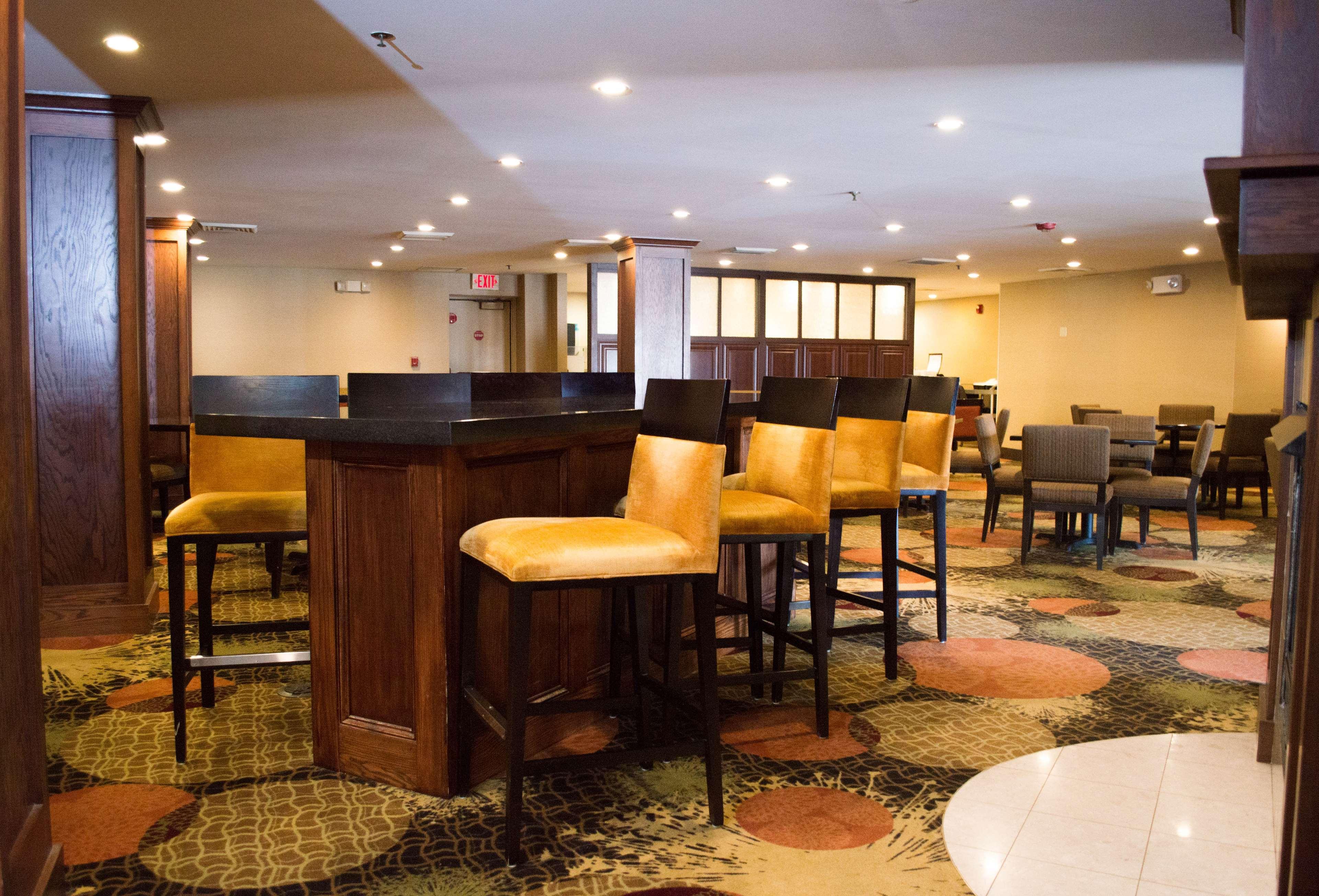 Radisson Hotel Detroit-Farmington Hills Exterior foto